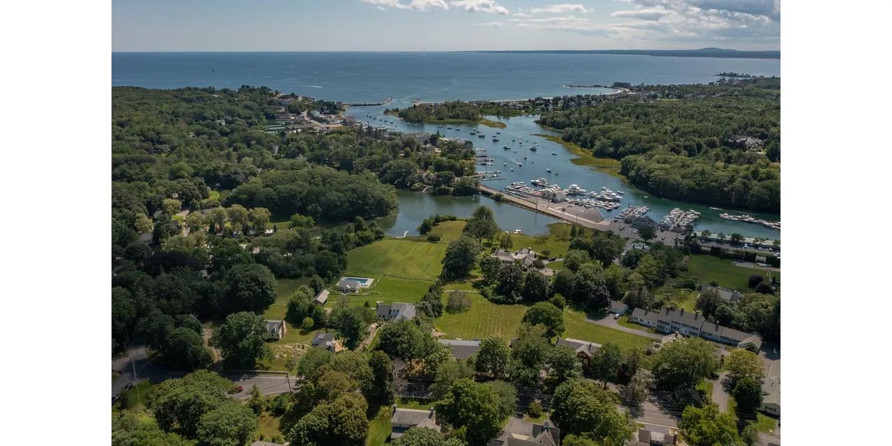 Home for Sale – 53 Maine Street, Kennebunkport, ME – $1,595,000