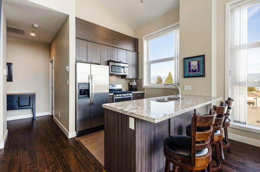 405-3255 Smith Ave