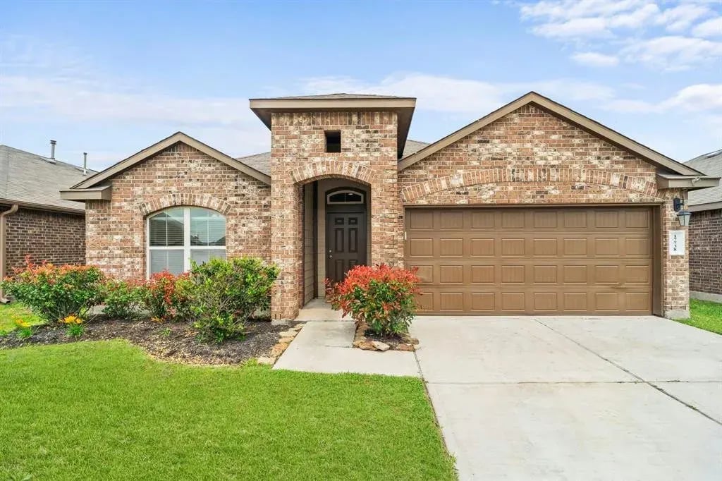 17738 Auburn Heights Trl