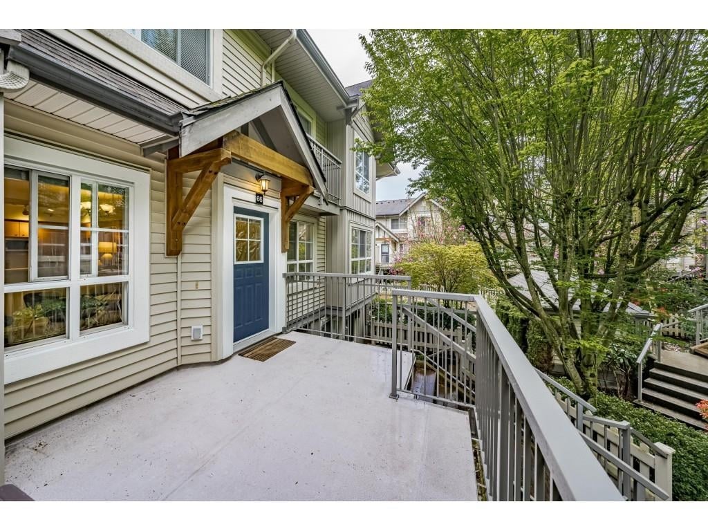66-7088 17th Ave