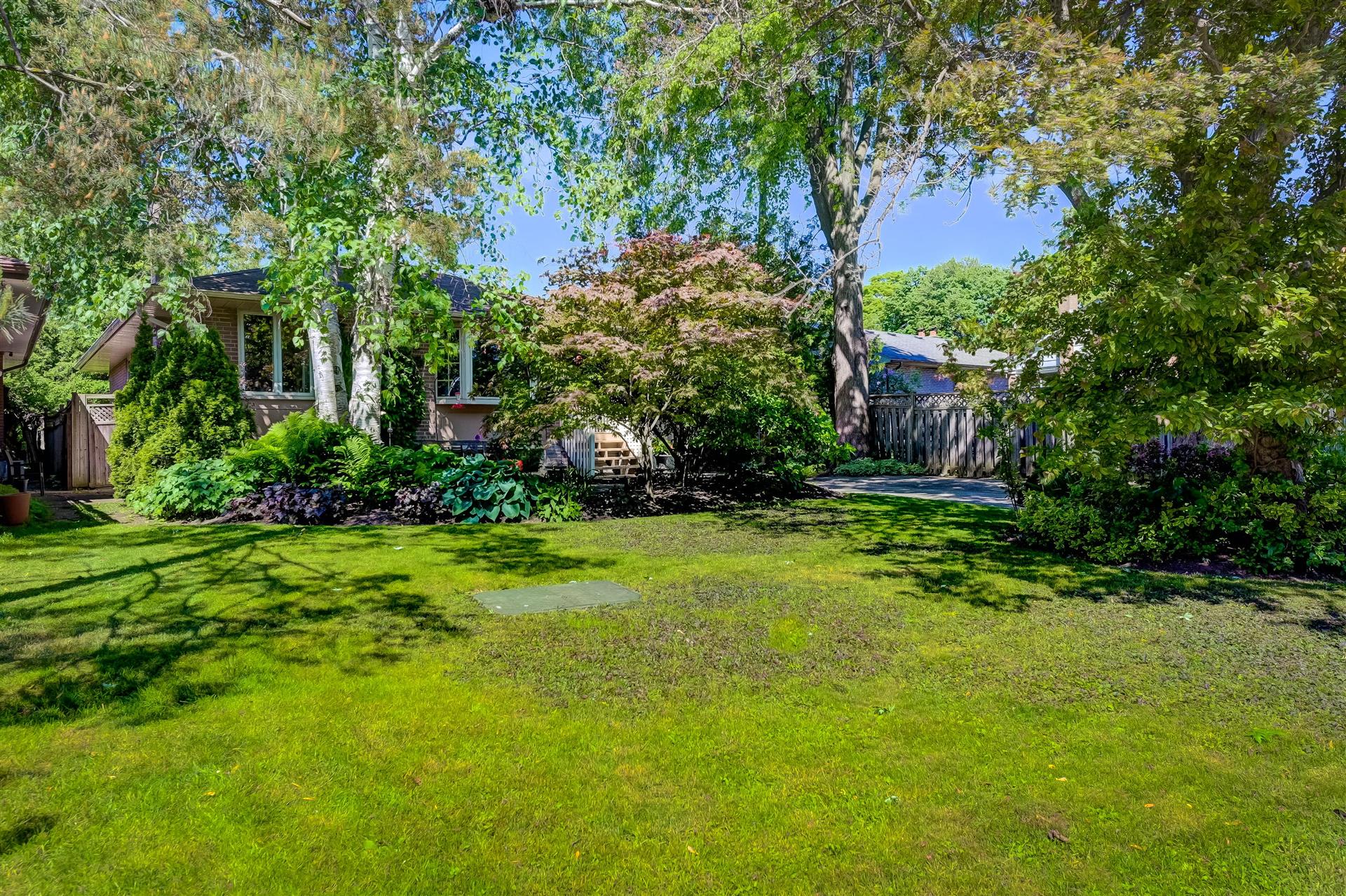 40 Nuffield Dr