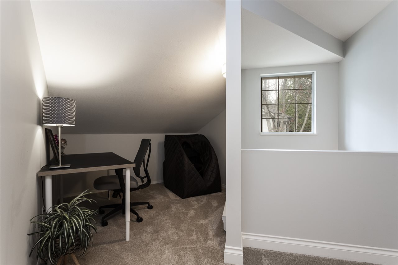14-101 Parkside Dr