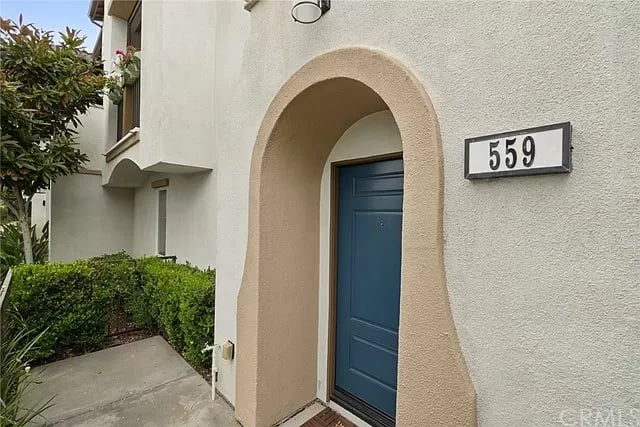 559 Calle Cielo