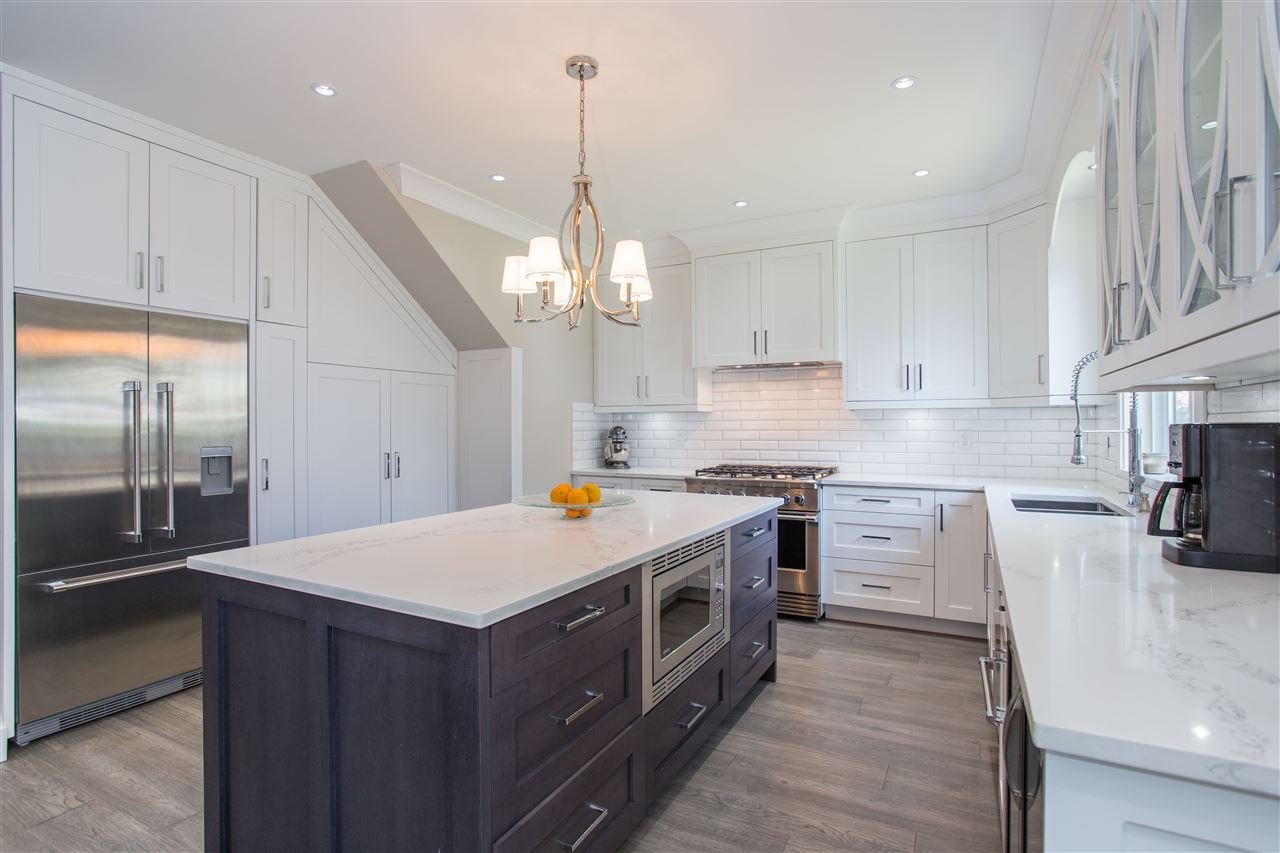 11311 Schooner Ct
