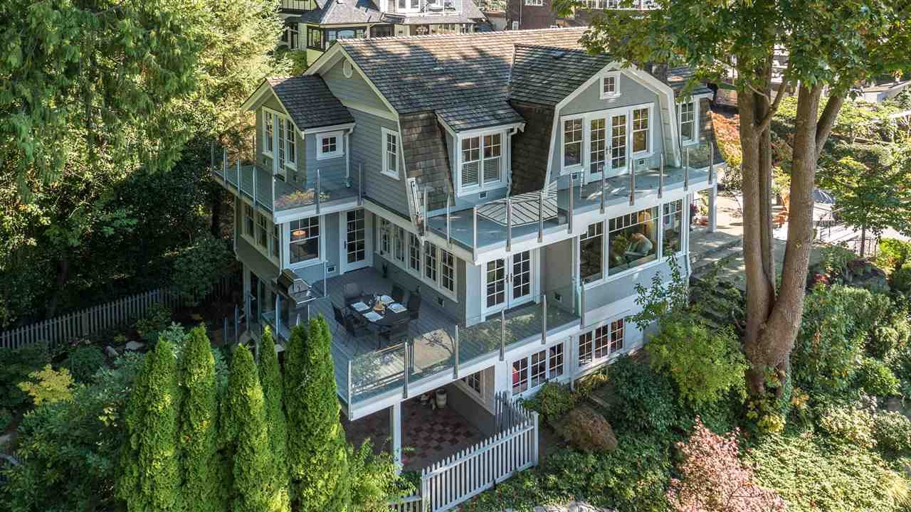 235 Maple Ln