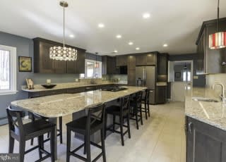 3916 SHORE EDGEWATER