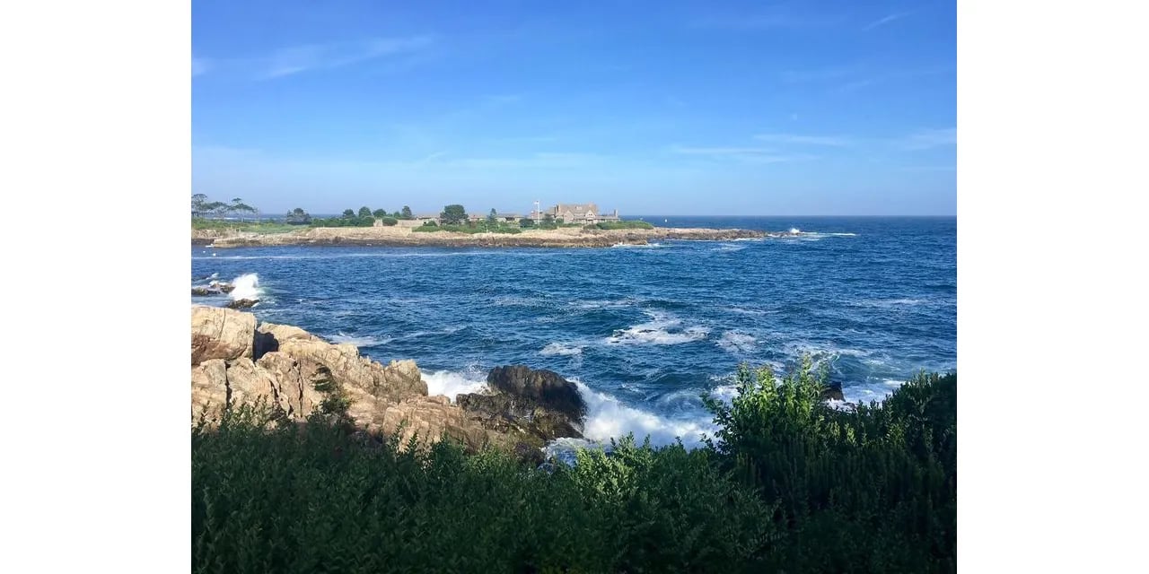 New Listing! 20 Endcliffe Road, Kennebunkport, ME 04046 – $1,700,000
