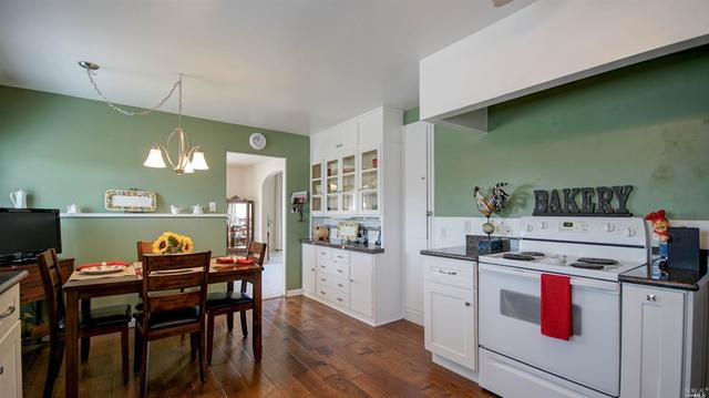 14 WALLACE CT