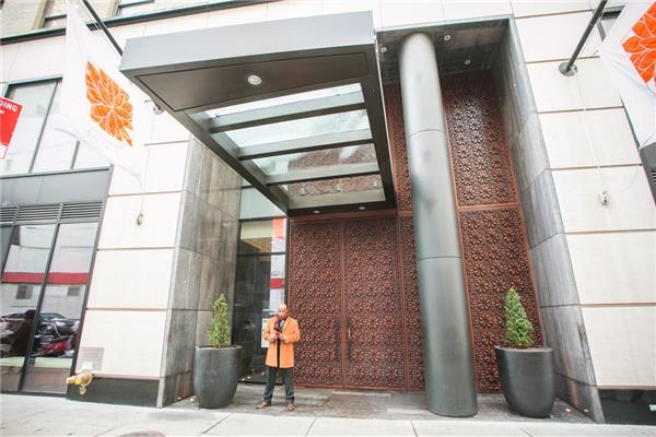 88 Greenwich St Unit: 1610