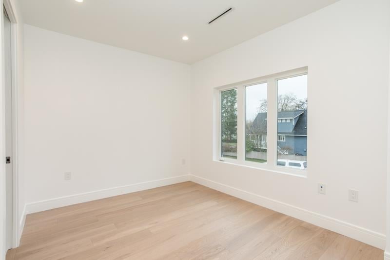 20 N Macdonald Avenue, Burnaby