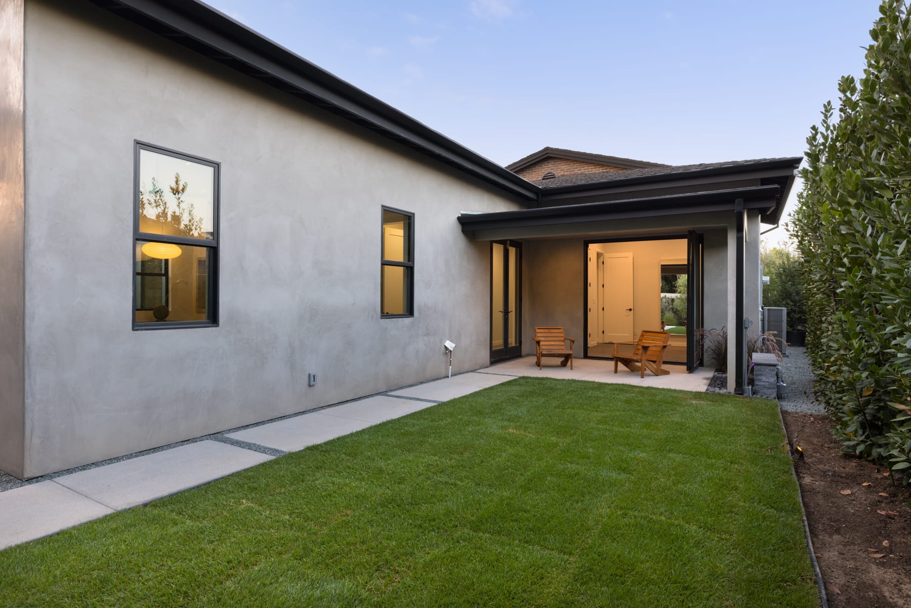 369 Costa Mesa St