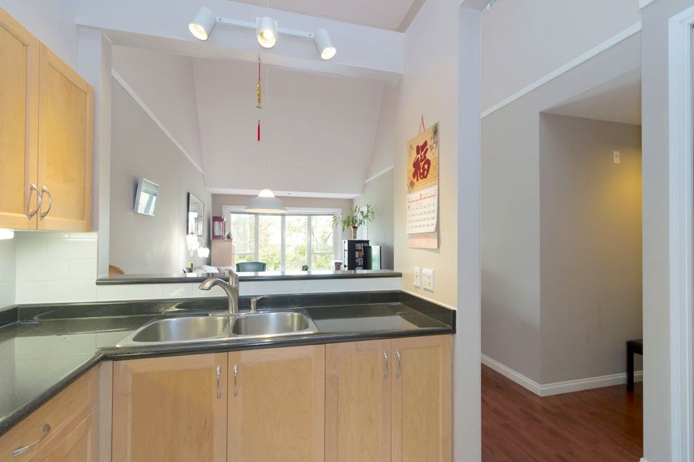 304-8660 Jones Rd