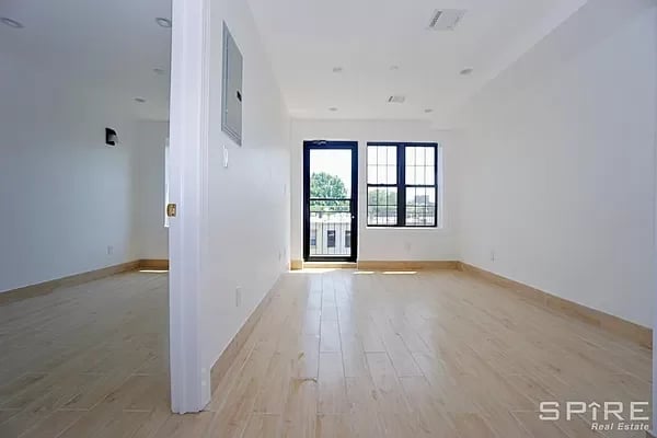626 Greene Avenue Unit: 304