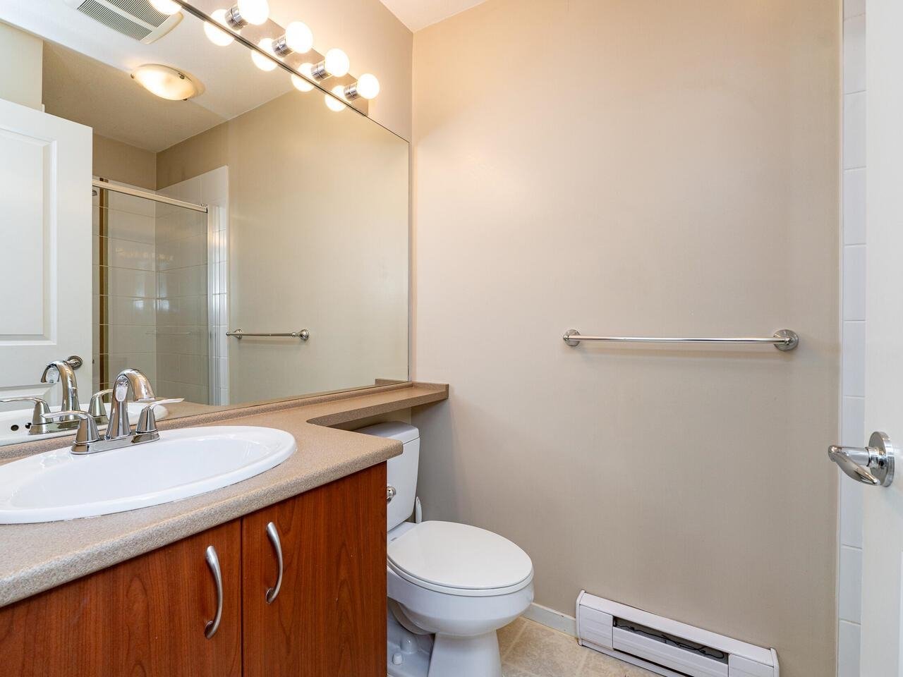412-9233 Government St