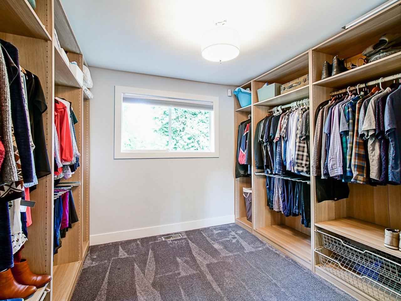 2612 Hardy Cres