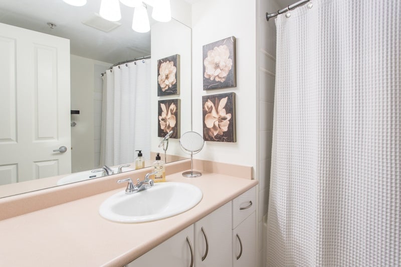 208-3083 W 4th Avenue, Vancouver