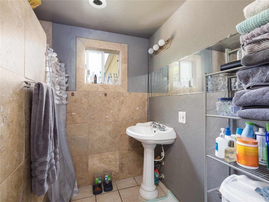 3717 W 116th Street