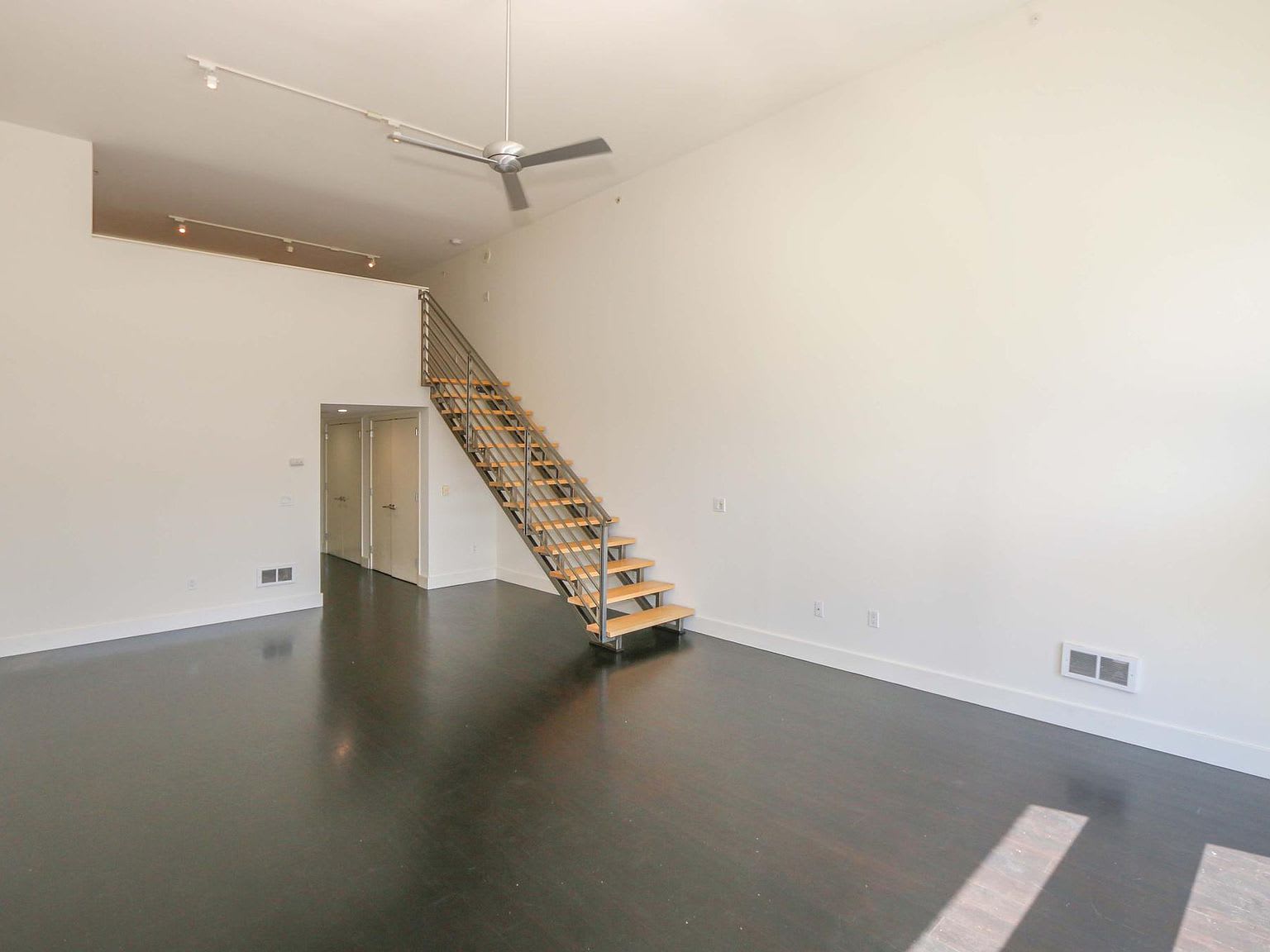 188 King St