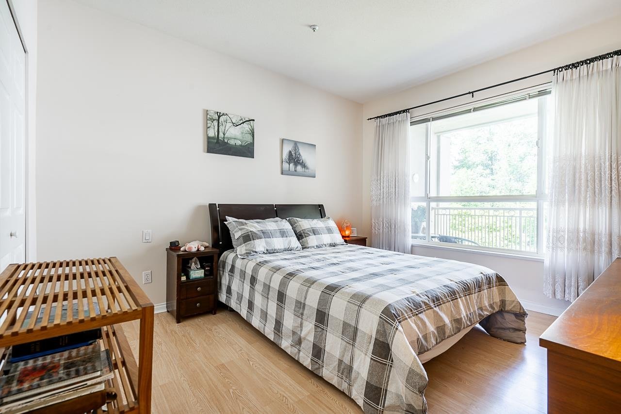 305-3098 Guildford Wy