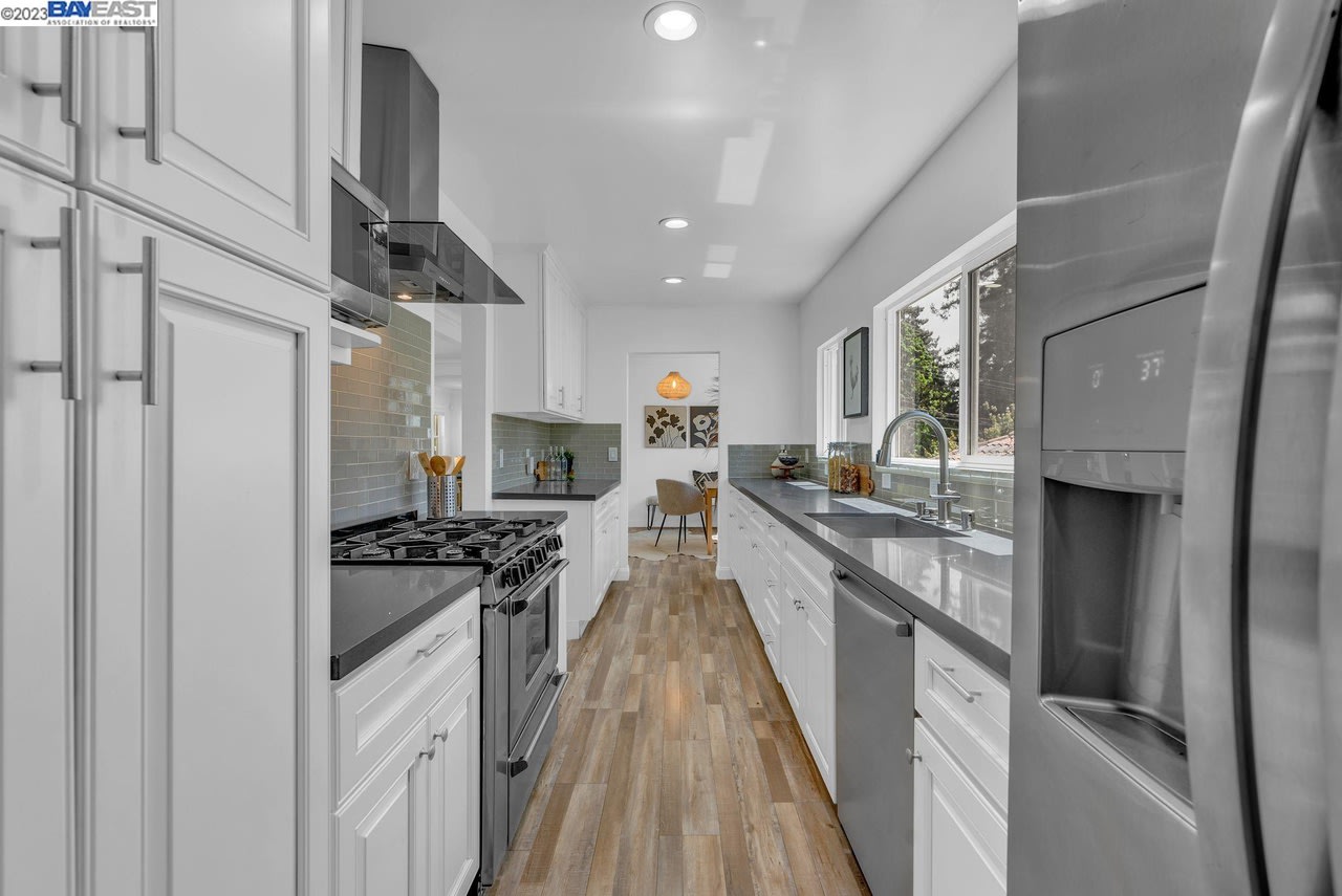 4001 Maybelle Ave
