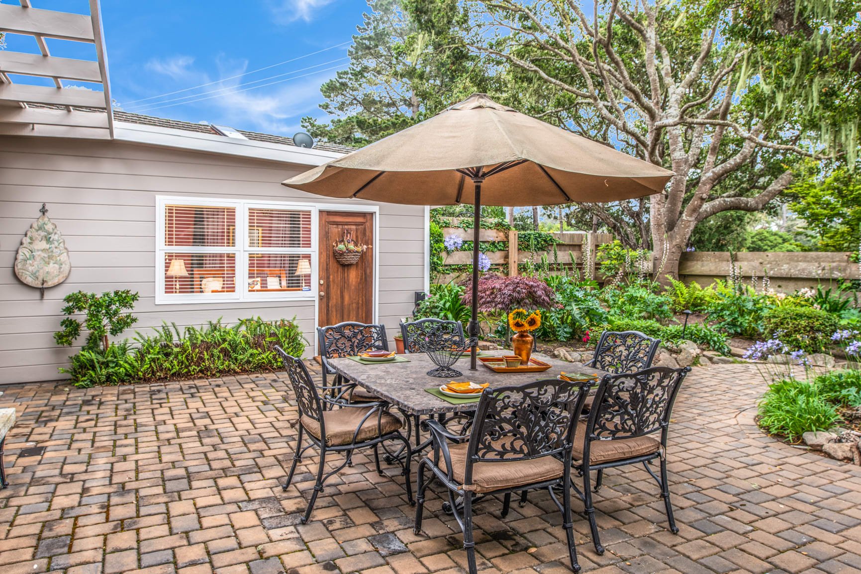 Carmel Pearl - 2915 Alta Ave, Carmel