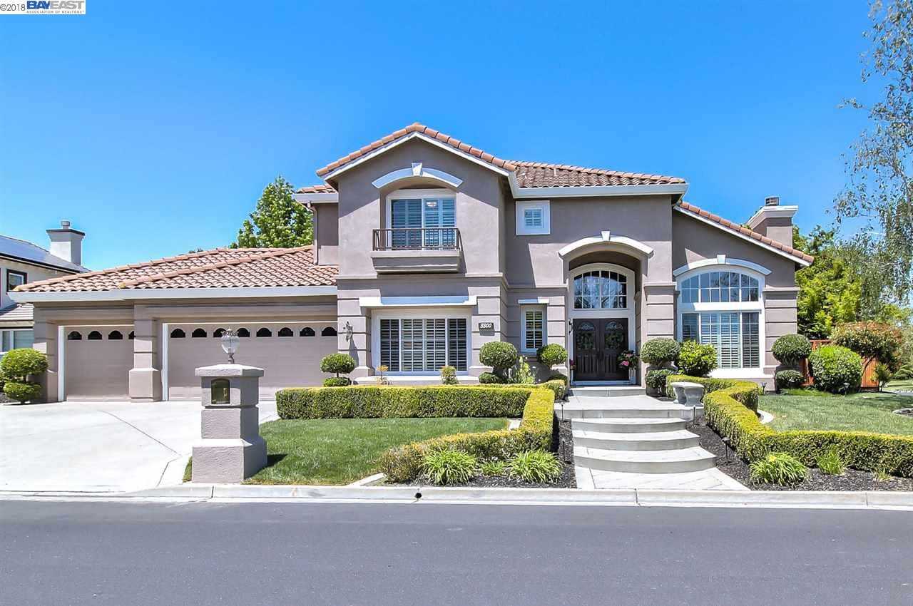 3300 Medallion Ct