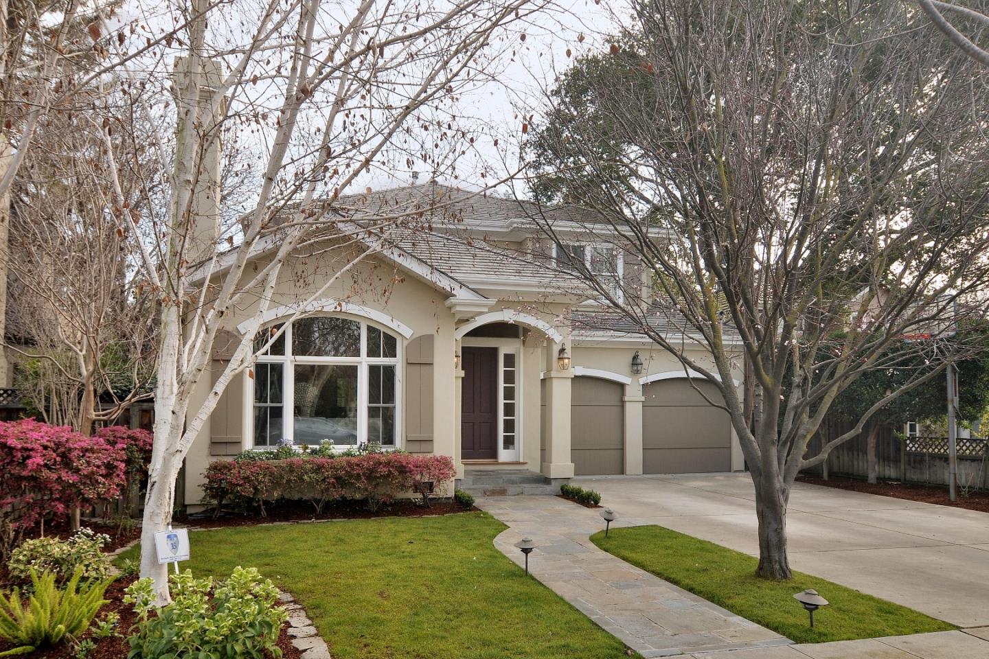 786 Melville Ave