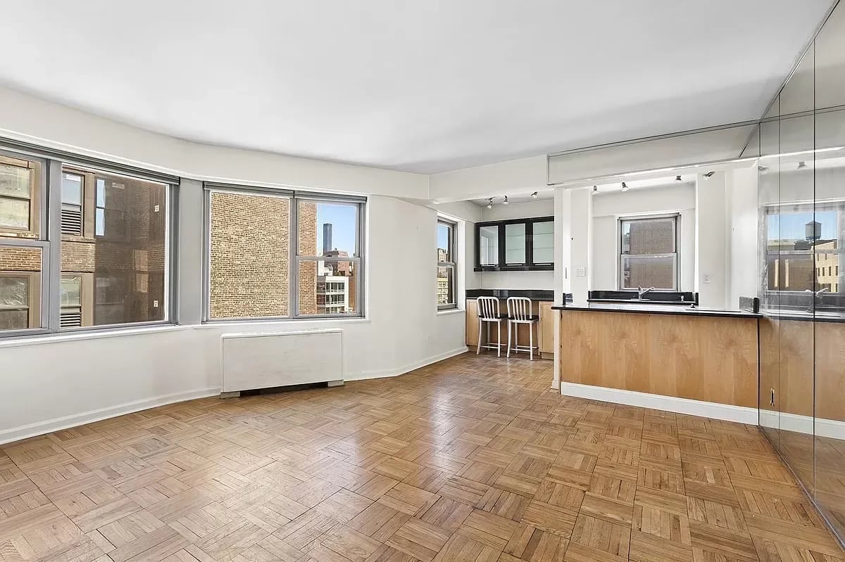175 W 13th St Unit 15A