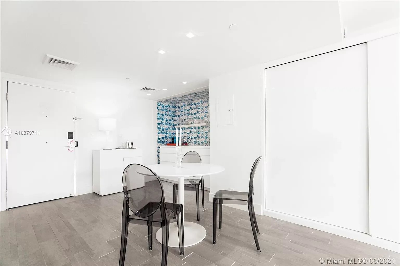 1100 West Ave #1403
