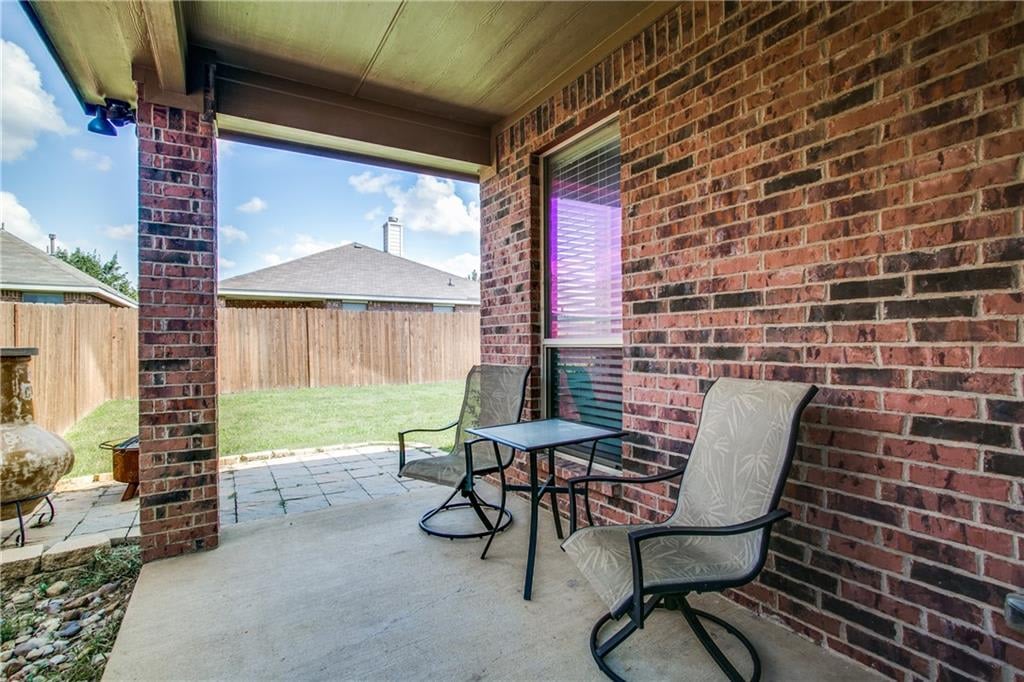 2709 Triangle Leaf Dr