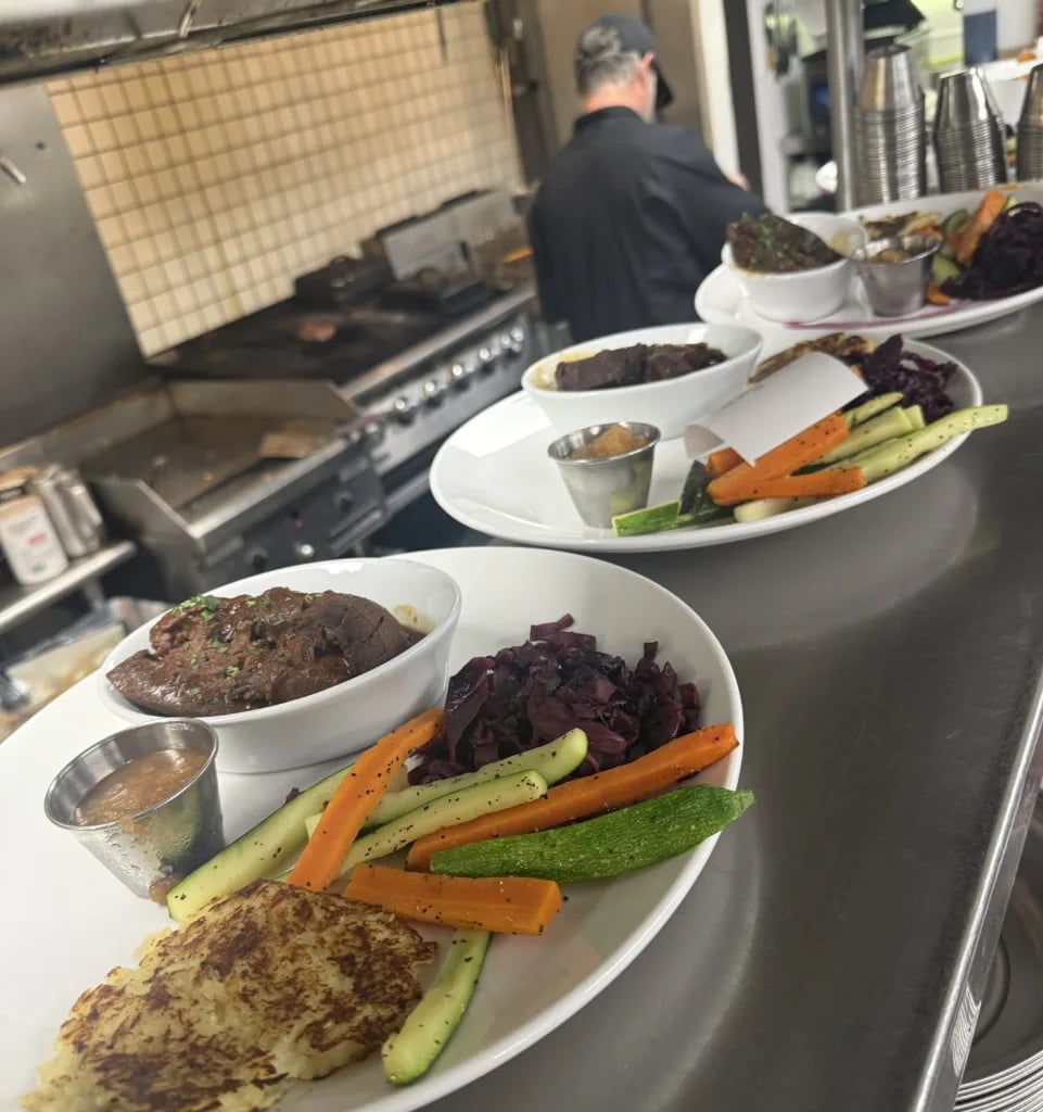Why are there so few German restaurants left in St. Louis?
