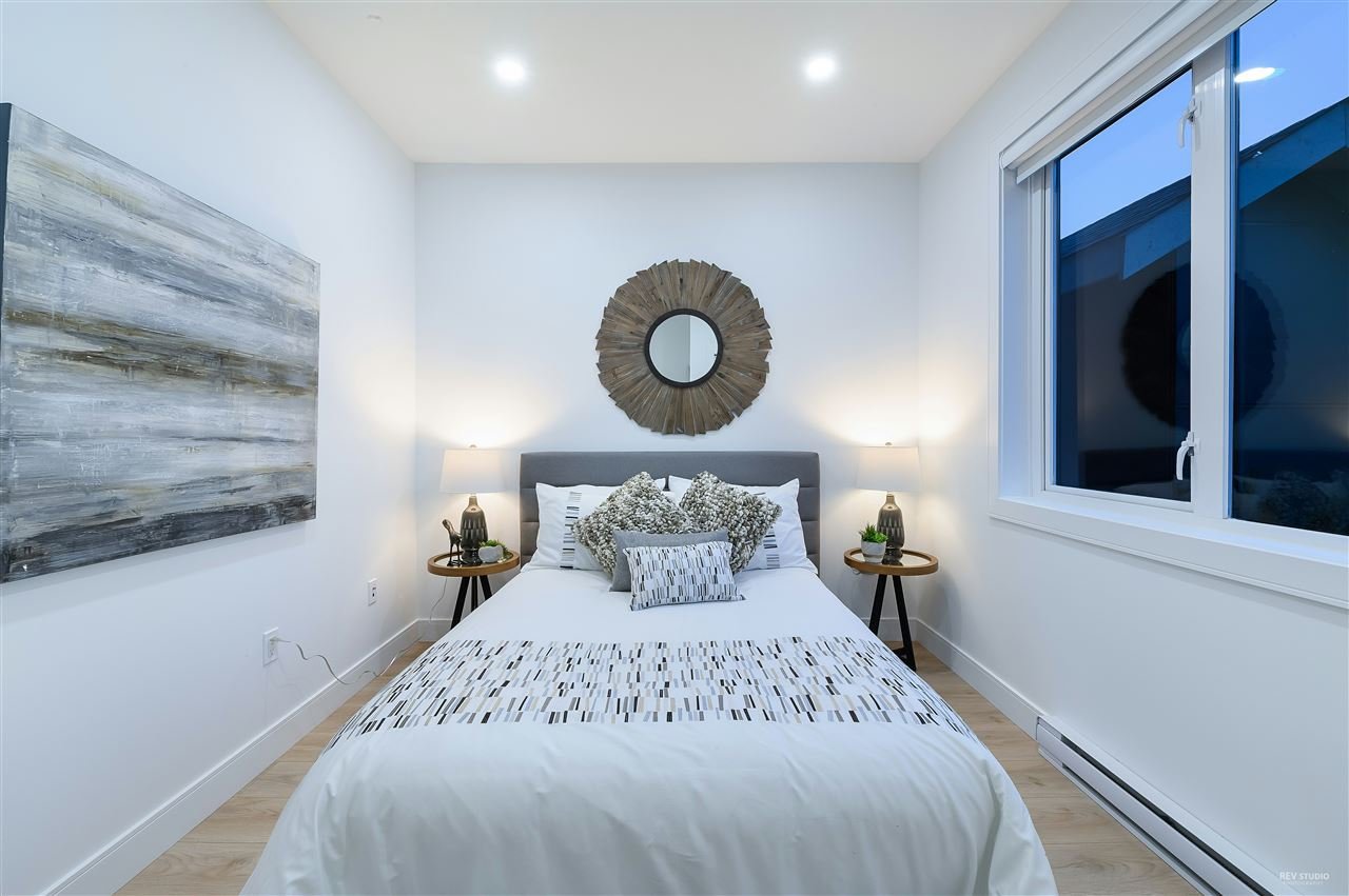 207-7131 17th Ave