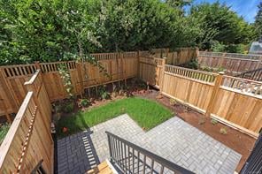 4-1048 Tillicum Rd, Esquimalt