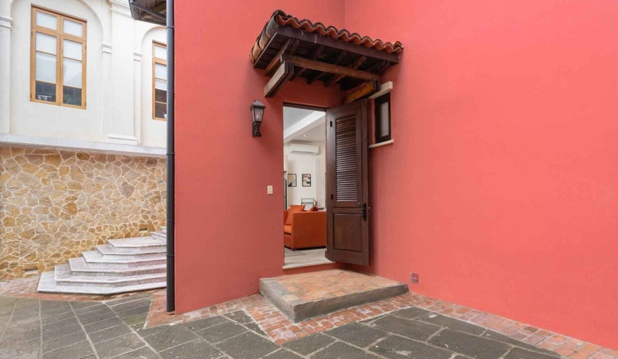 Private Walkable Beach Town Studio, Flamingo, Guanacaste