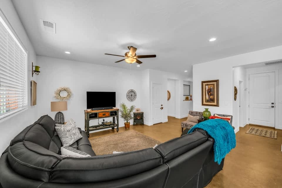 1737 NORTH APPLE VALLEY DRIVE 