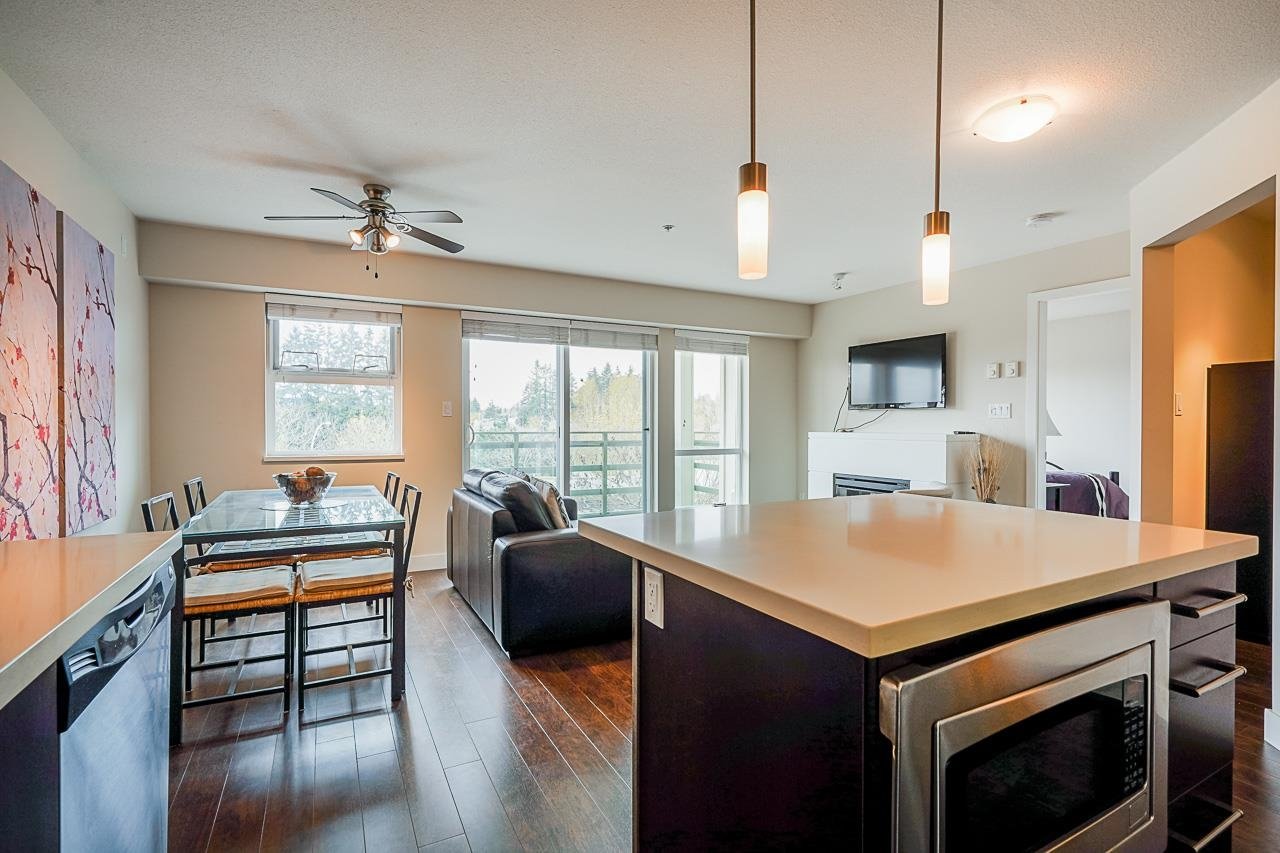 308-15735 Croydon Dr
