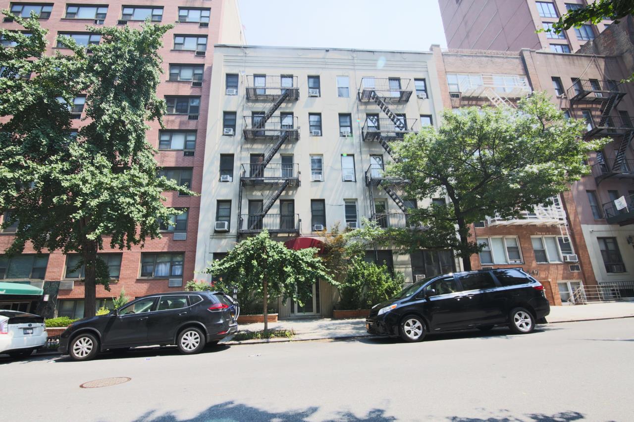 343 East 51st Street, Apt 3-H