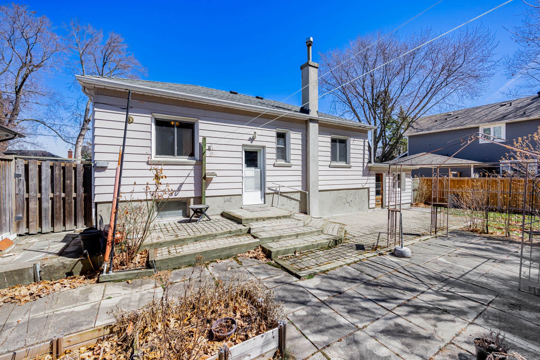 1578 Kenmuir Avenue