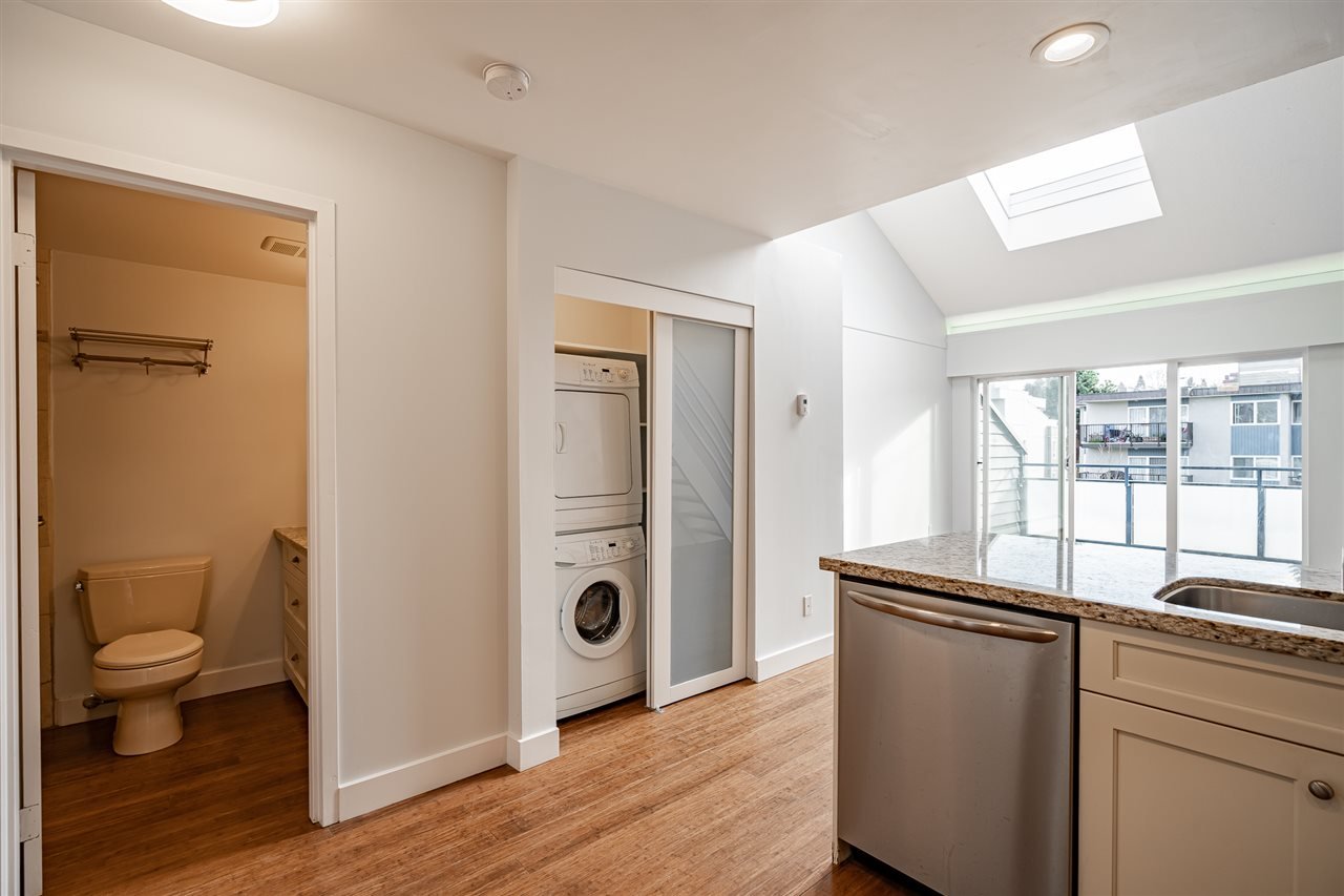 PH2-2125 York Ave