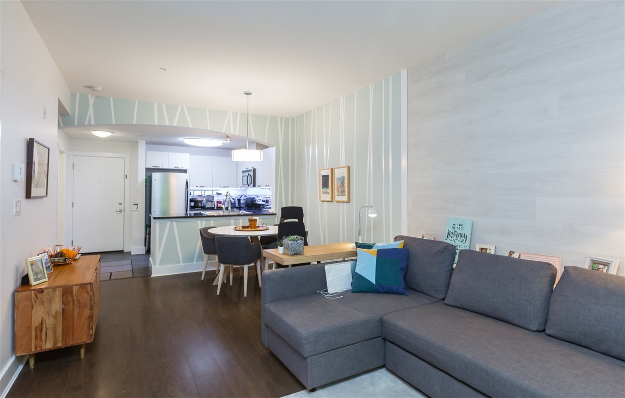 110-7418 Byrnepark Walk