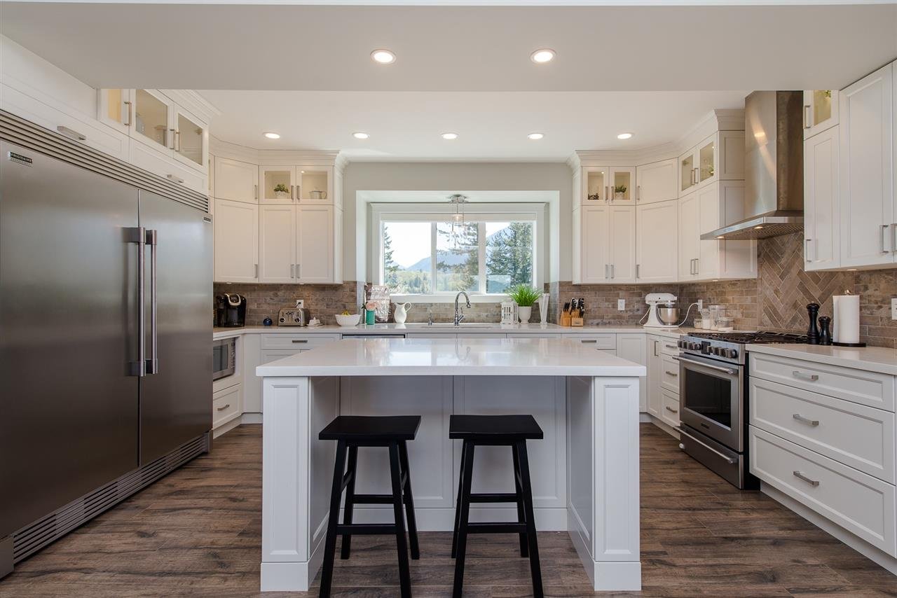5483 Crimson Ridge