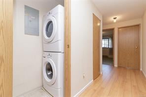 308-1560 Hillside Ave