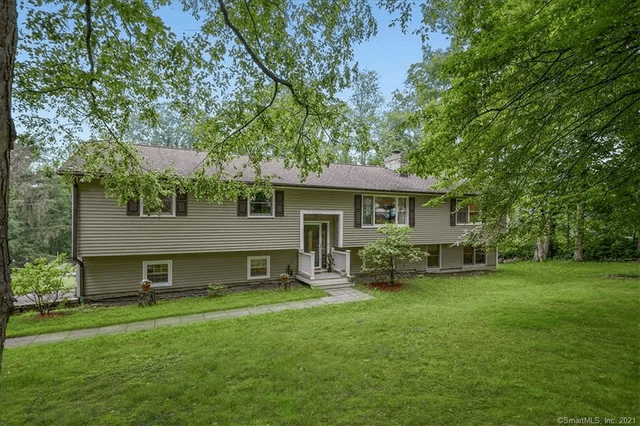 11 Brush Dr