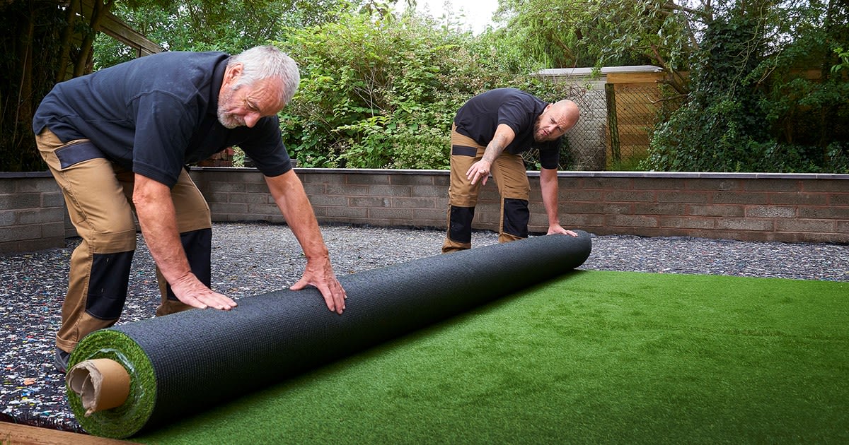 Should You Install Artificial Turf in Your Yard? 