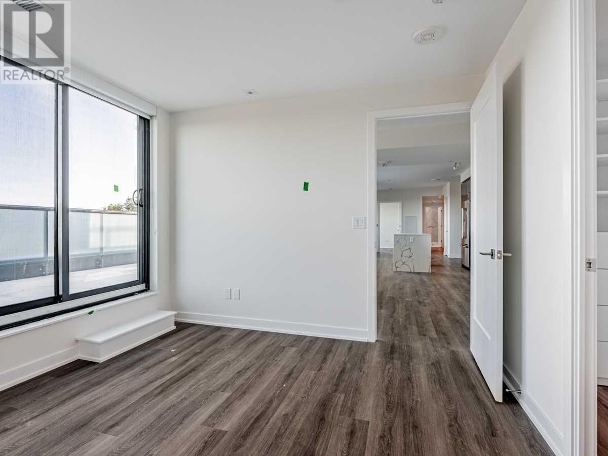 840 St. Clair Ave W, #801