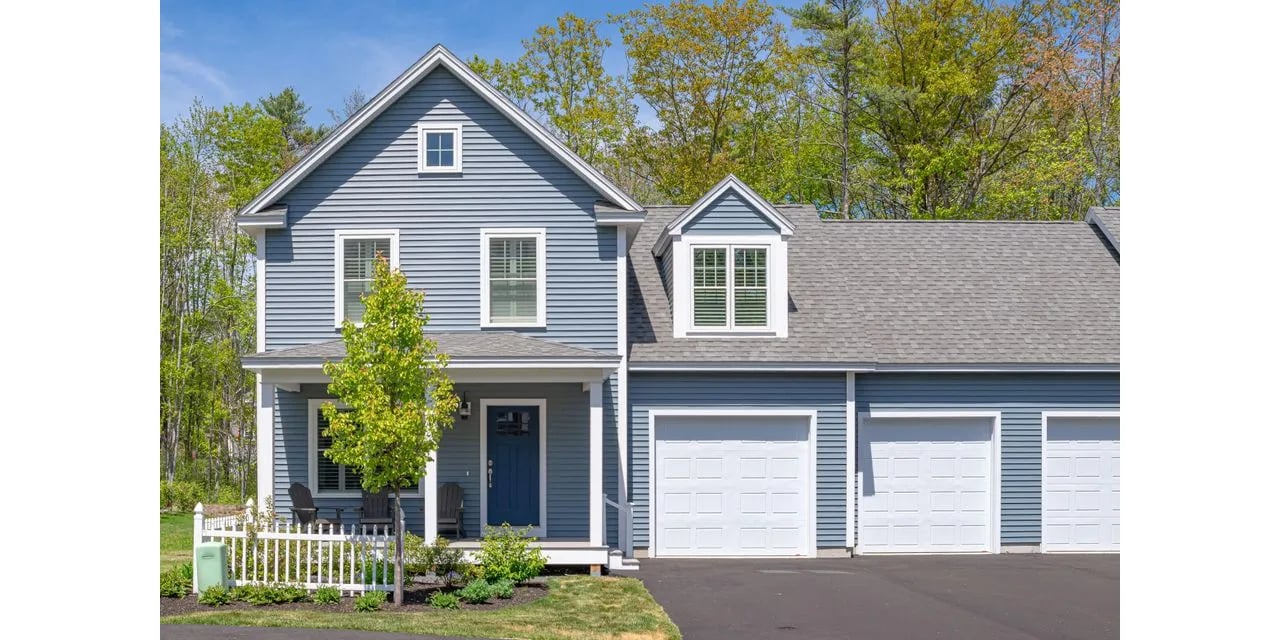 New Condo Listing! 18 Webhannet Place, Unit 5, Kennebunk, Maine – $625,000