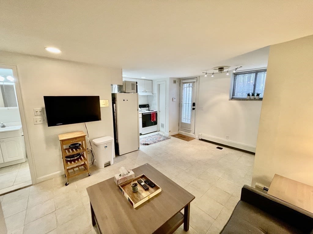 377 Shawmut Ave, #1
