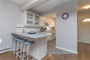 11-626 Goldstream Ave