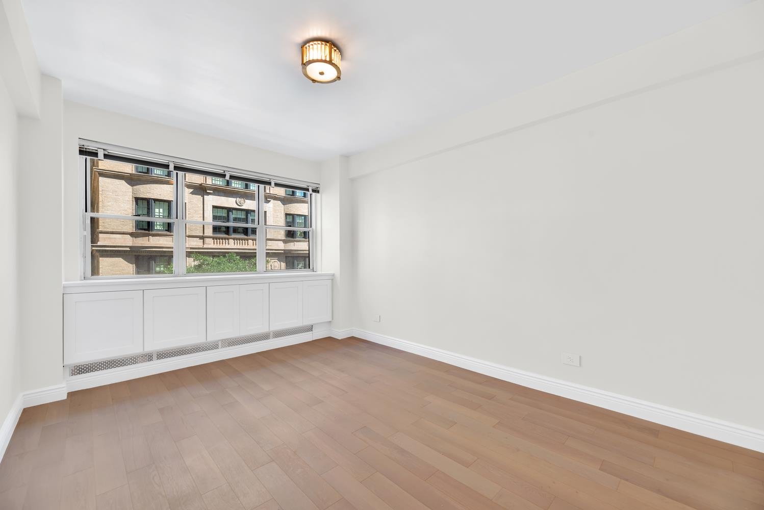 20 East 68th Street, Apt 4-B