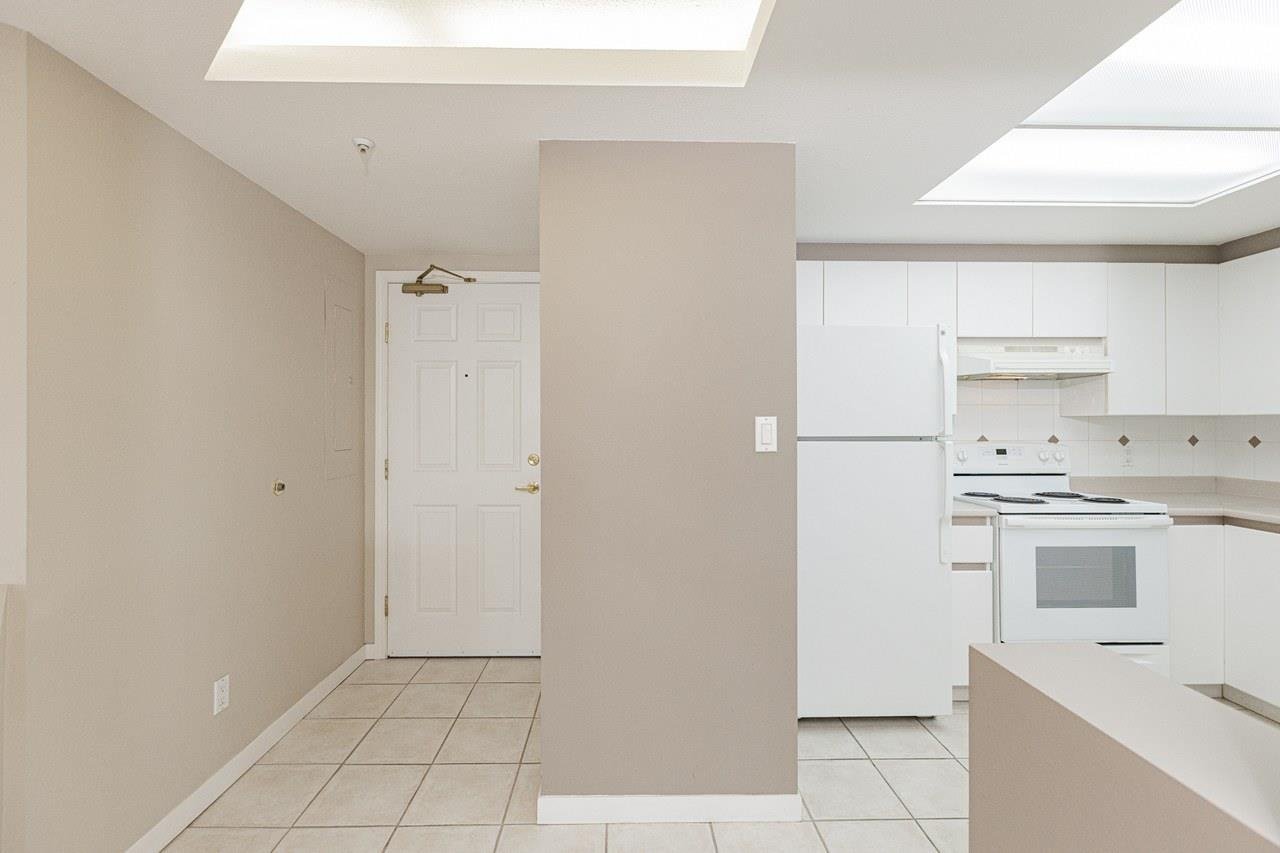 604-13383 108 Ave
